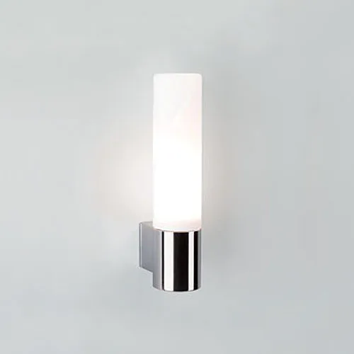 Lampett Astro Bari Vägglampa i Krom Dimbar