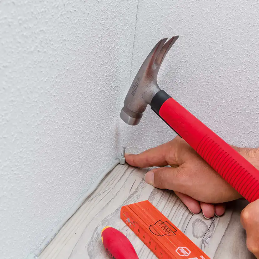 Elektrikerhammare Wiha 300 gr