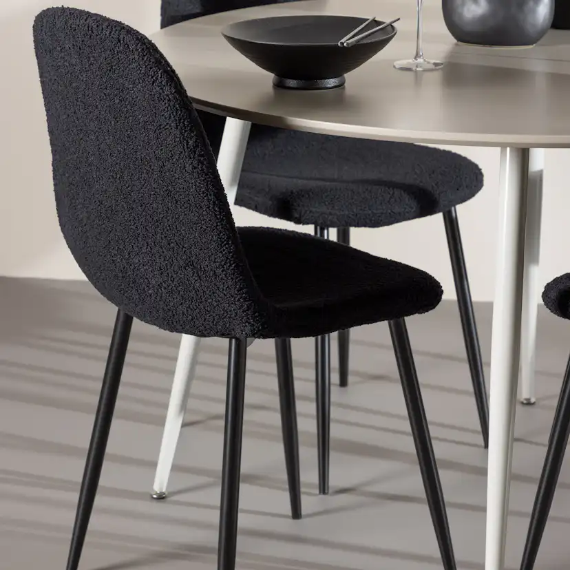 Matgrupp Venture Home Plaza Ø120 med 4 st Polar Stolar Teddy