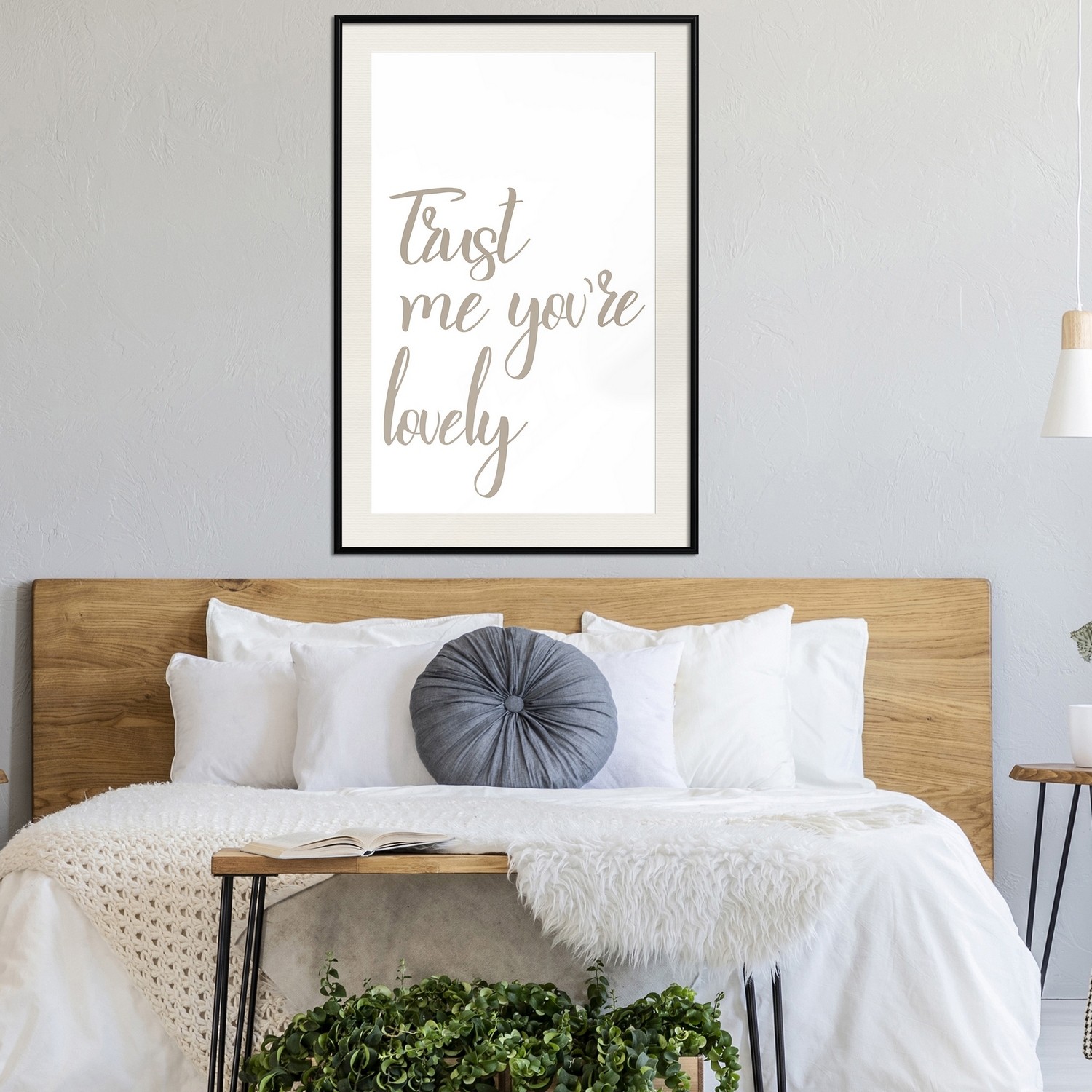 Affisch - Trust Me You're Lovely [Poster] 40x60 Svart ram med passepartout, 40x60 cm