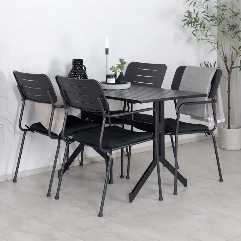 Cafégrupp Venture Home Wella med 4 Nemo Matstolar