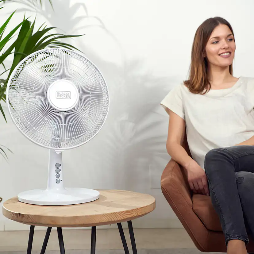 Bordsfläkt Black+Decker 5 Blad Vit