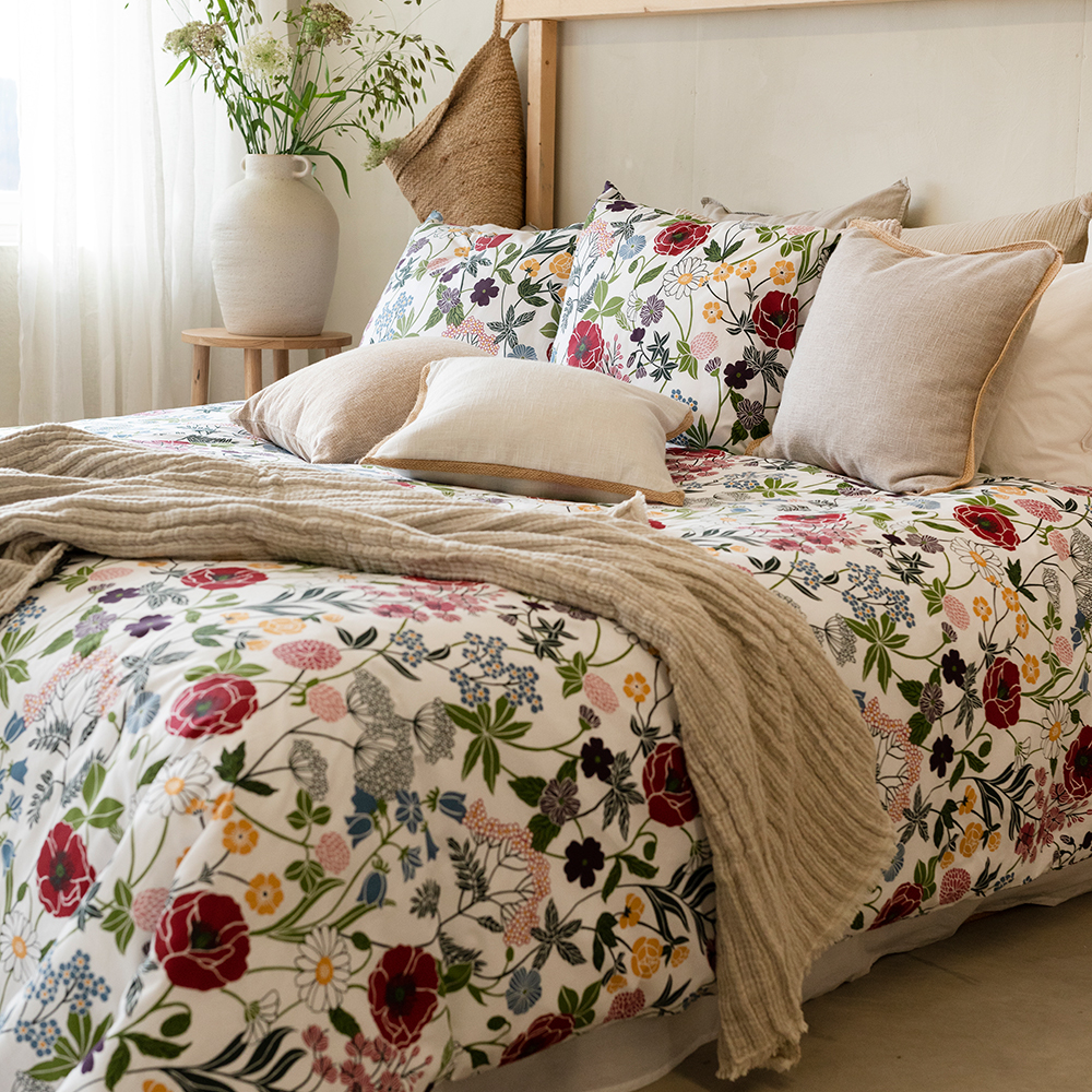 Påslakanset Borganäs of Sweden Midsommar