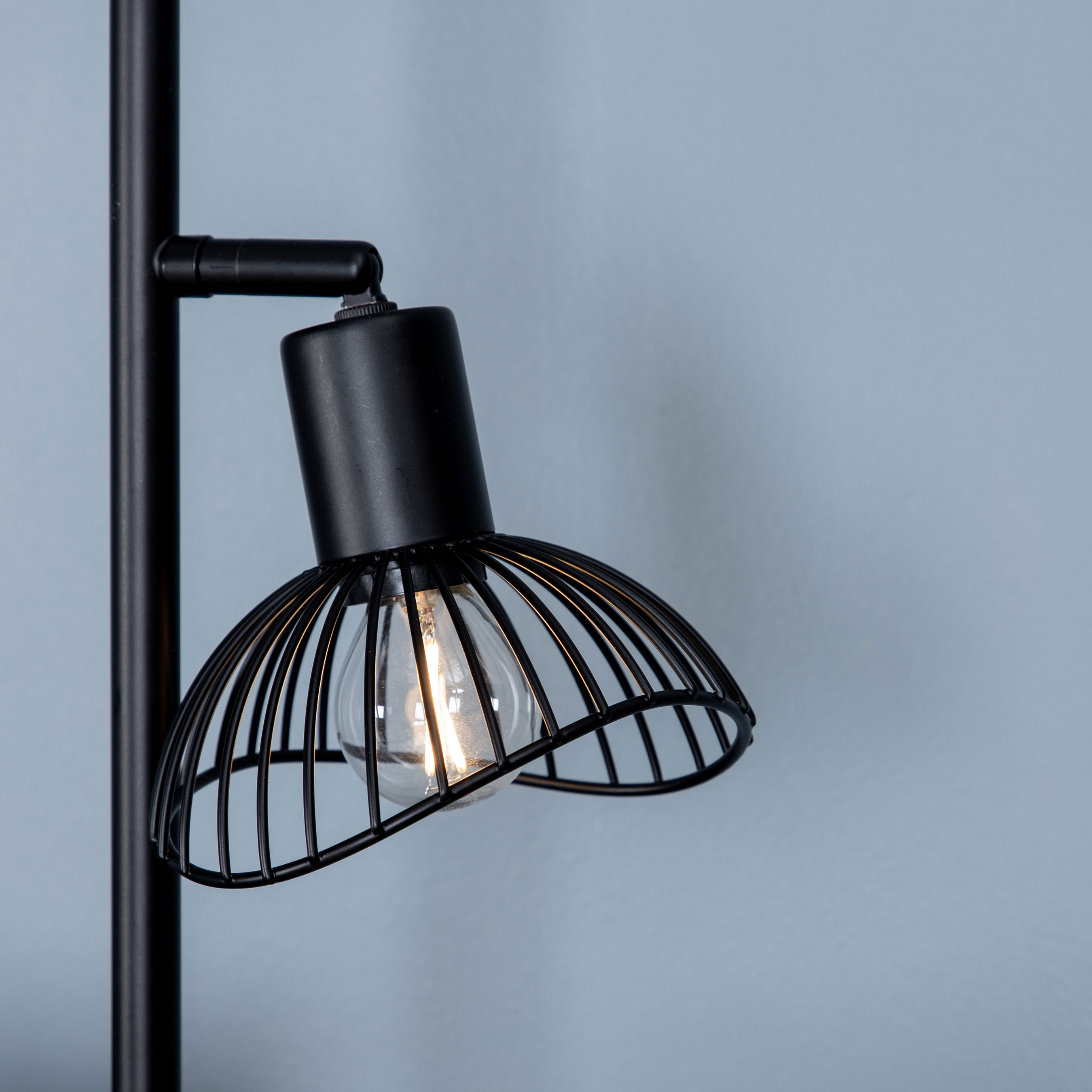 Golvlampa Venture Home Elsa 3L