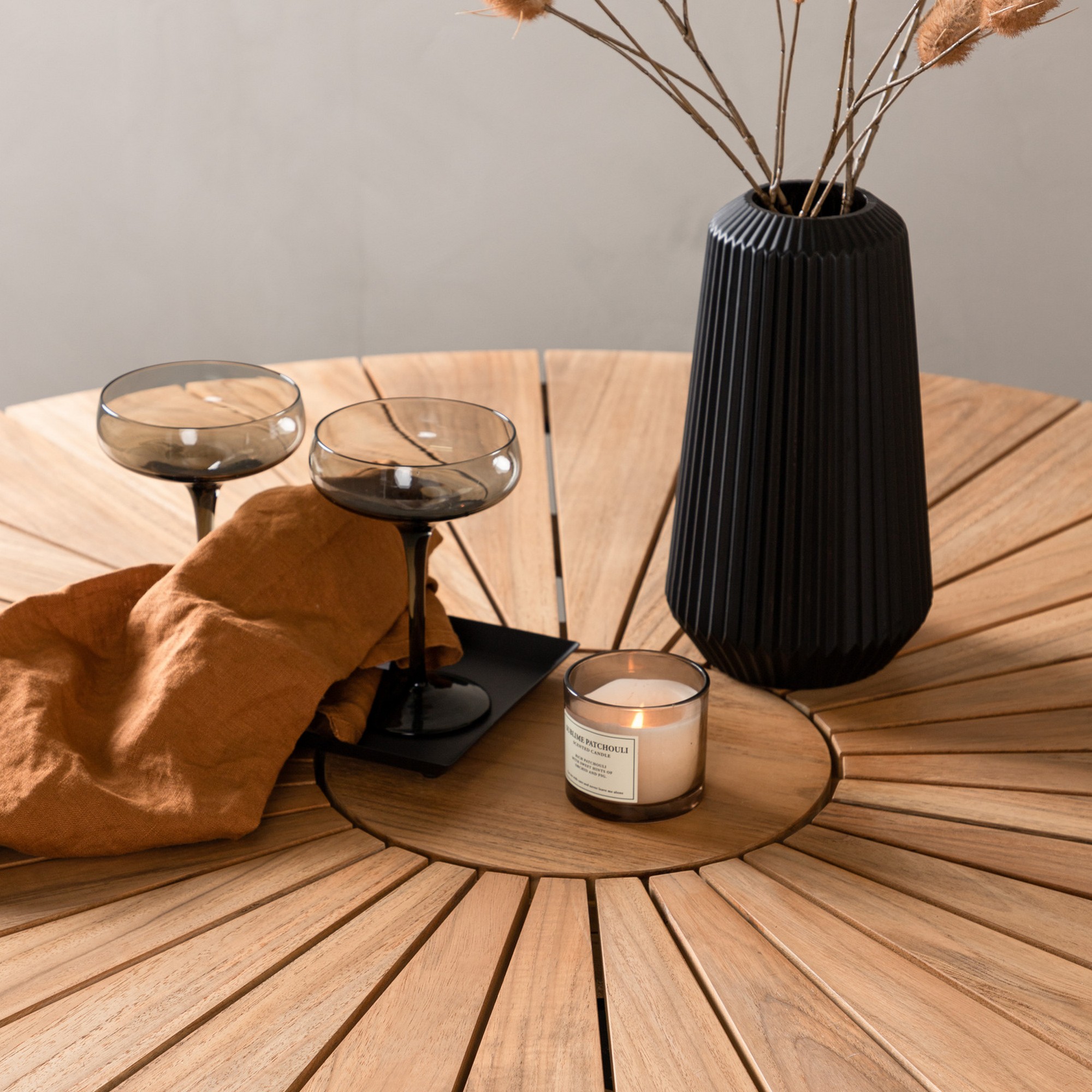 Matbord Venture Home Croft Runt Utomhusbord med Skiva i Teak Ø120 cm
