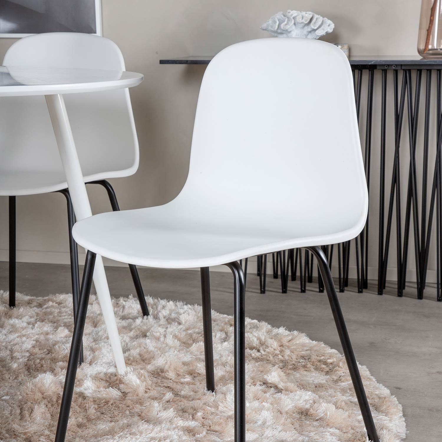 Matgrupp Venture Home Plake med 4 Ardi Stolar Runt