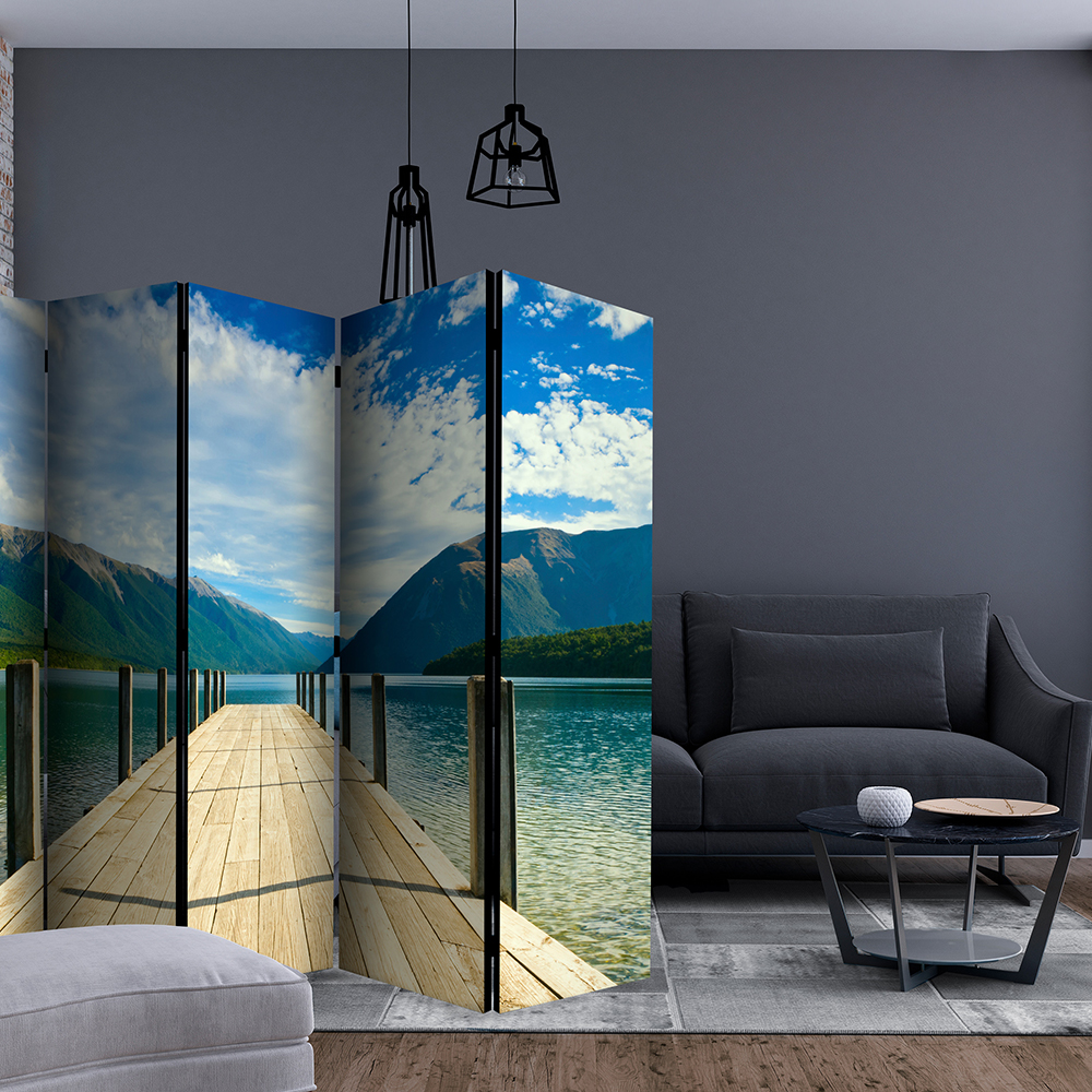 Rumsavdelare Arkiio Mountain Lake Bridge II 225x172 cm