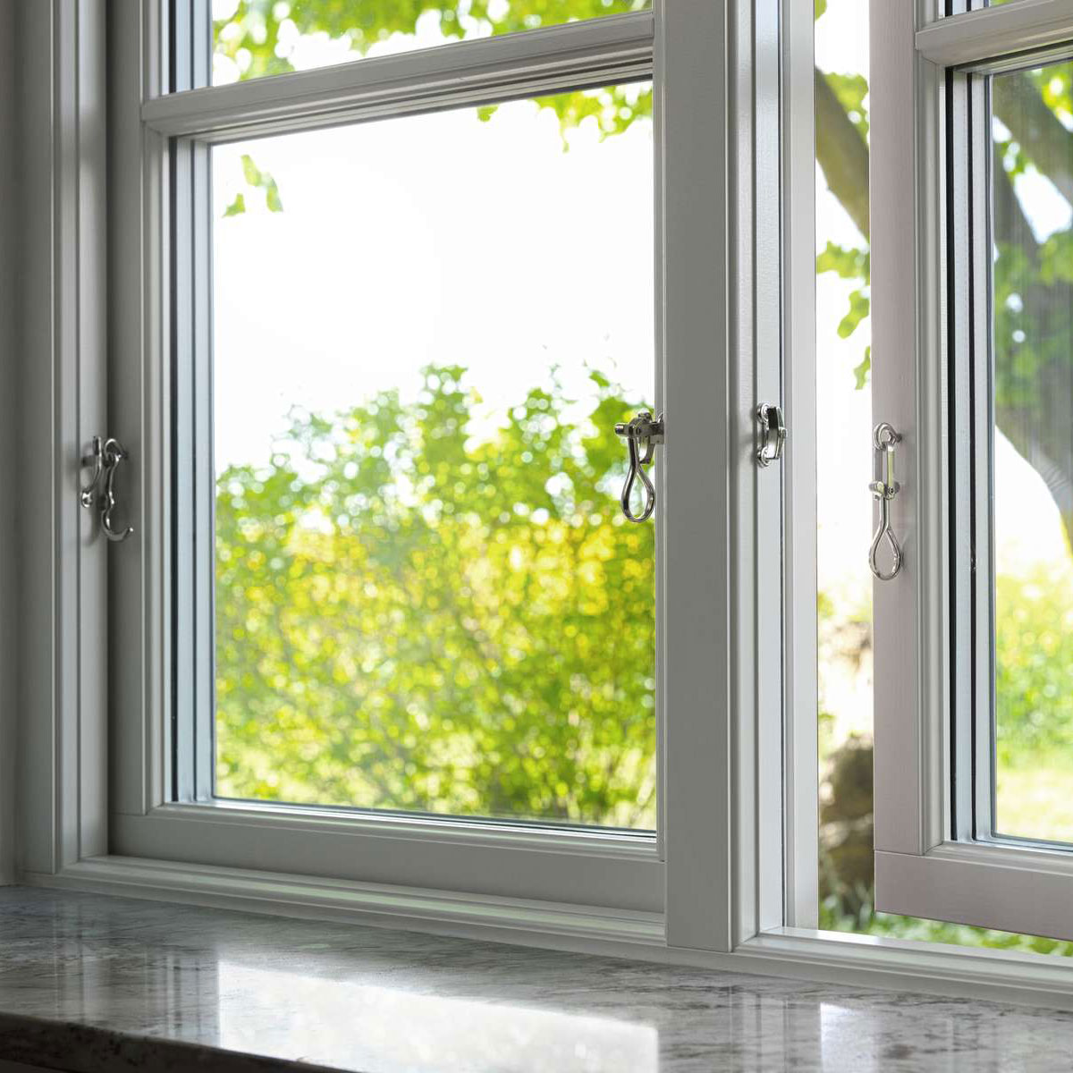 Sidohängt Fönster Elitfönster Elit Retro 3-Glas Aluminium 2-Luft
