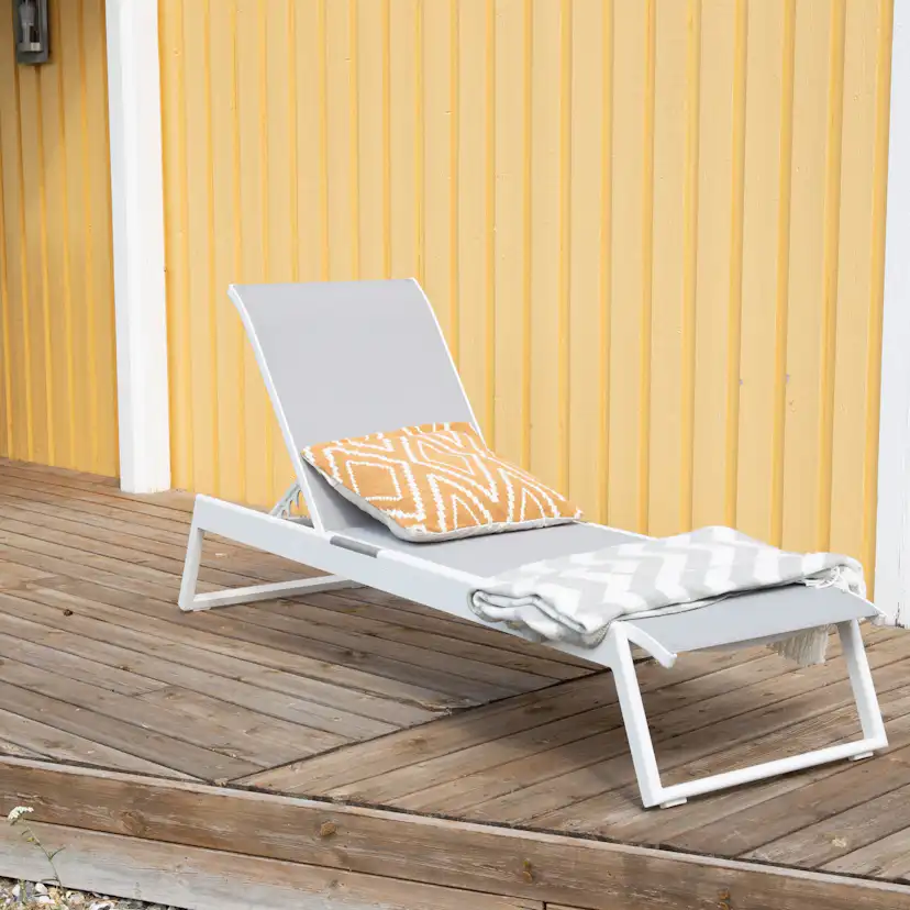 Solsäng Venture Home Parma Utomhus