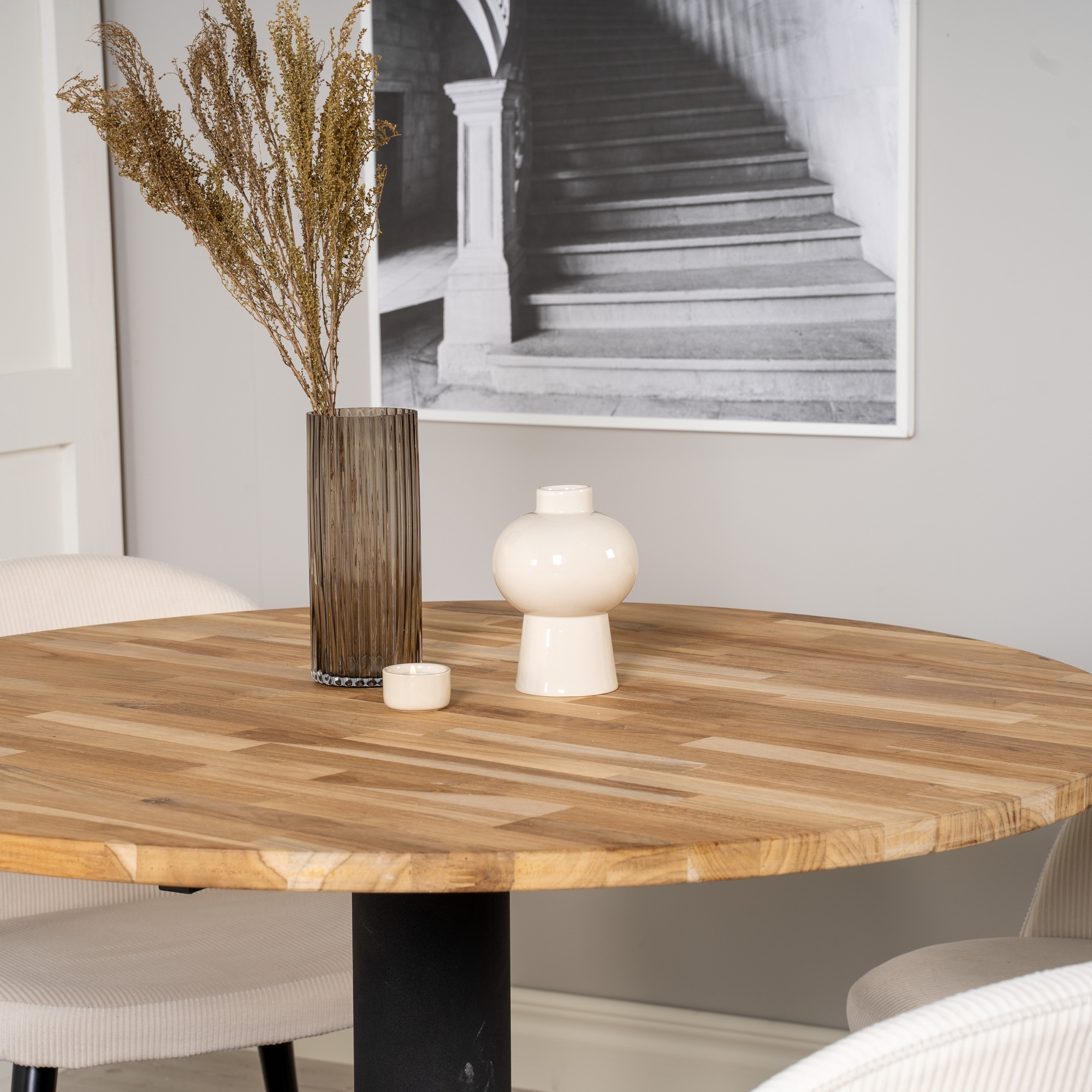 Matgrupp Venture Home Cornelia 100 med 4 Valentina Stolar