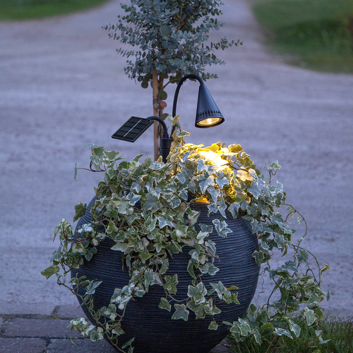 Solcell Spotlight Star Trading Powerspot LED 1st