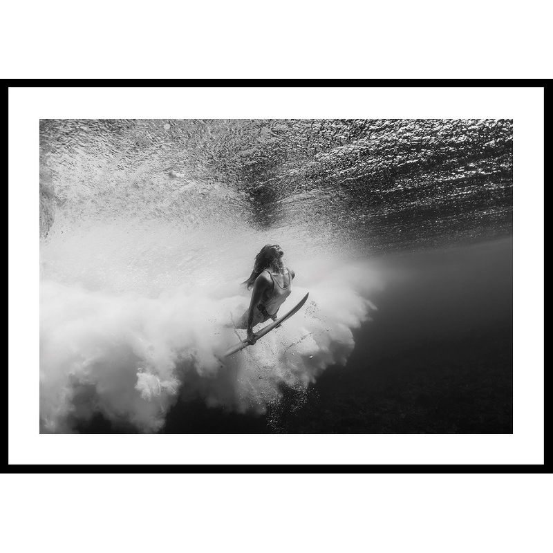 Surfer Beneath 50x70 50x70 cm