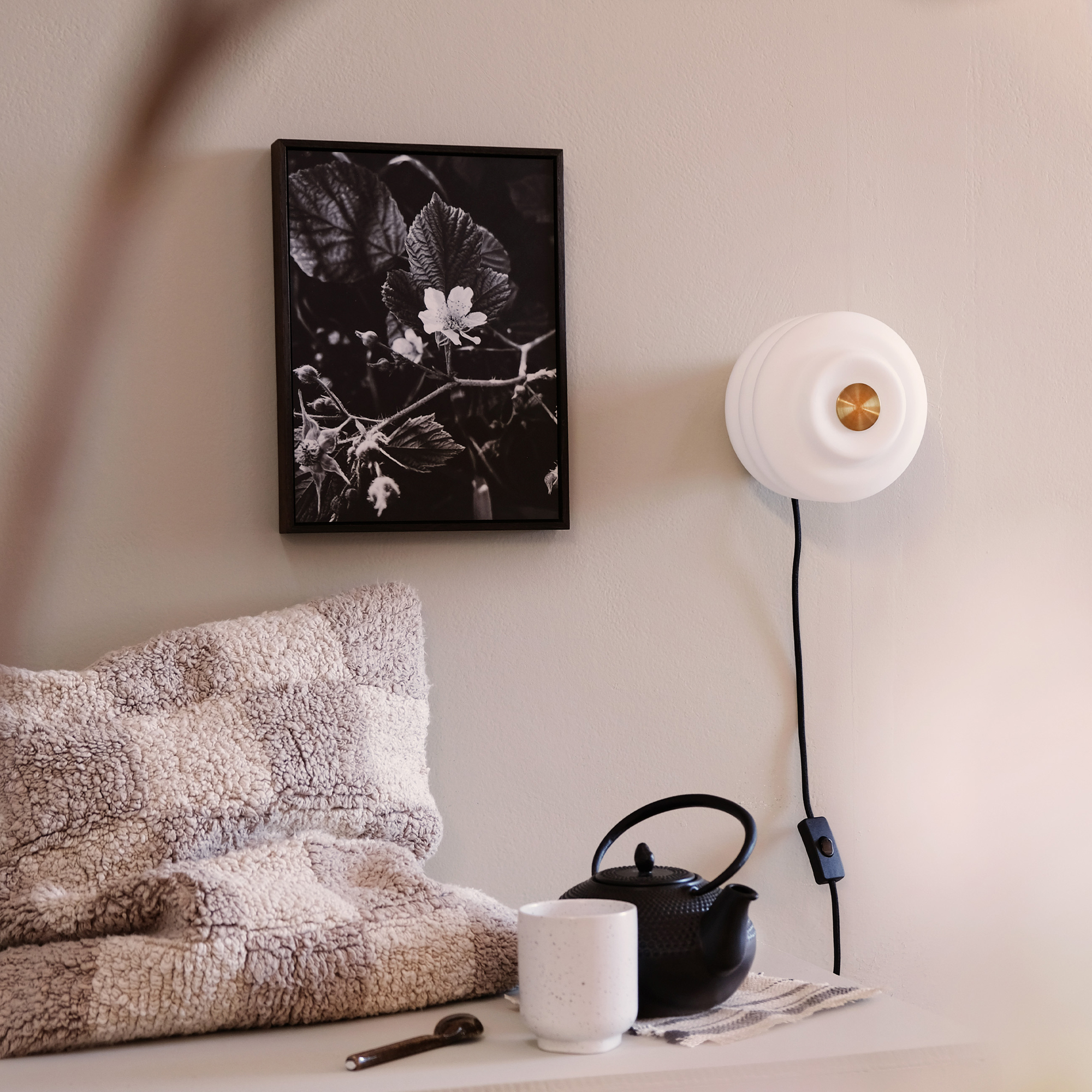 Vägglampa Dyberg Larsen Diva