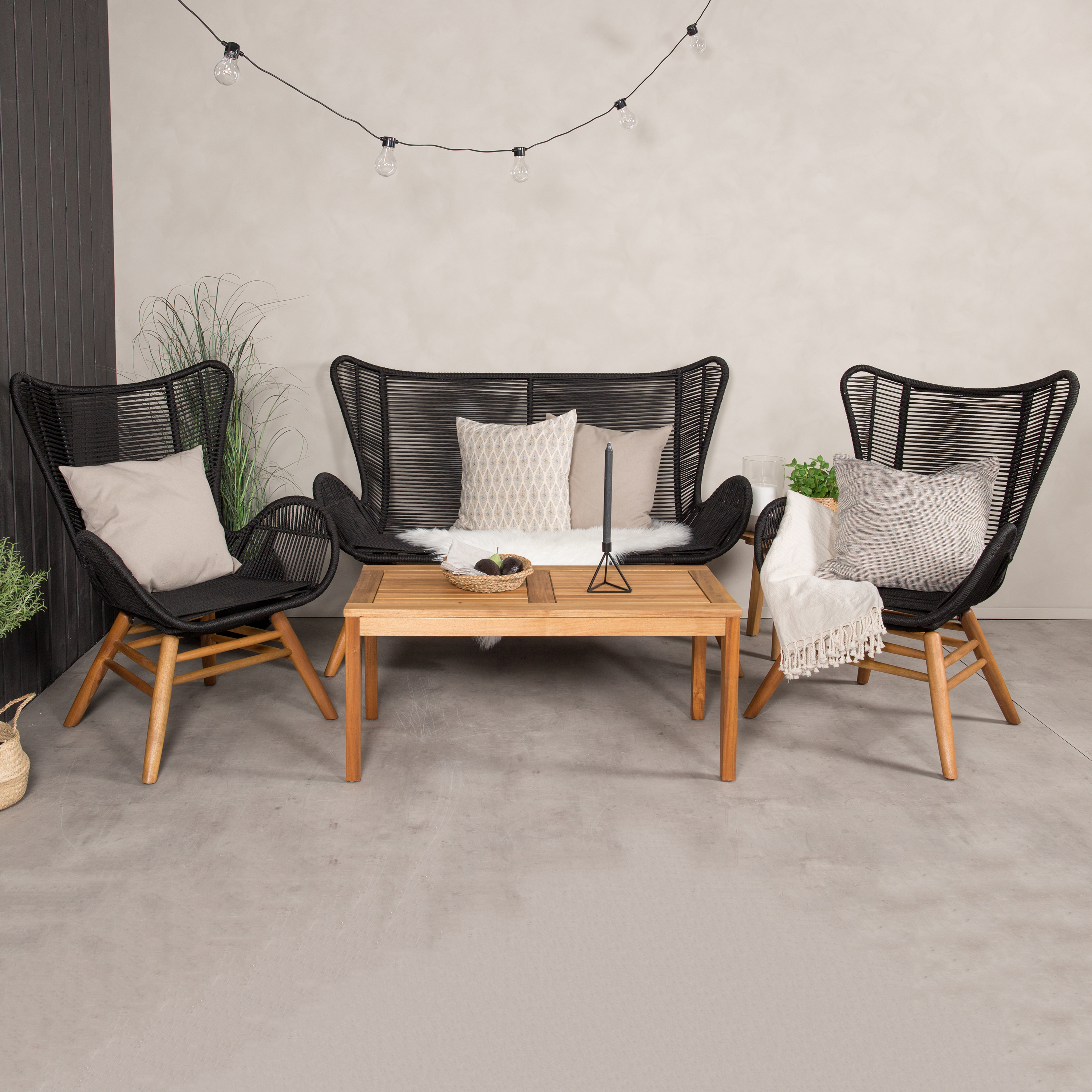 Soffgrupp Venture Home Tittolino med Philippa Soffbord Utomhus