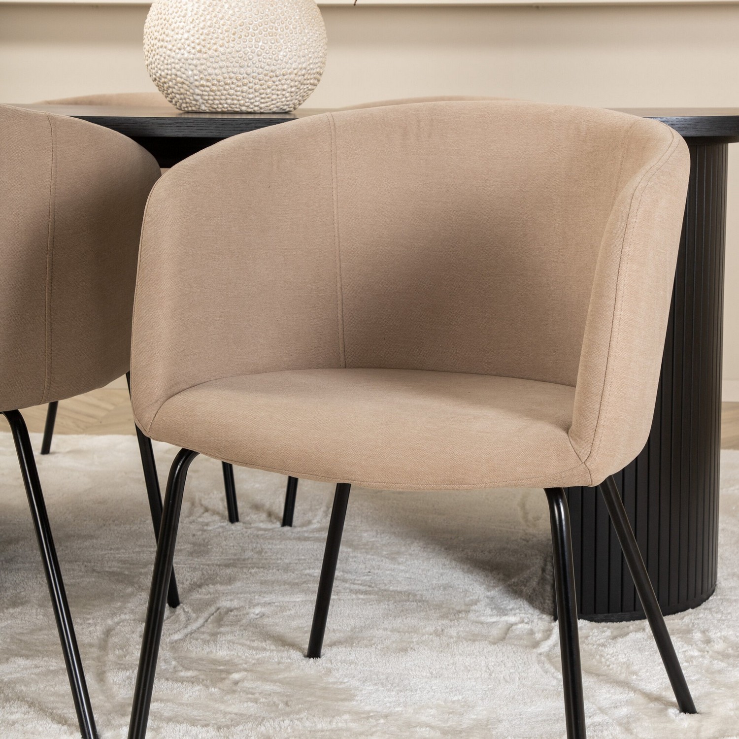 Matgrupp Venture Home Bianca med 4 Bergen Stolar Polyester