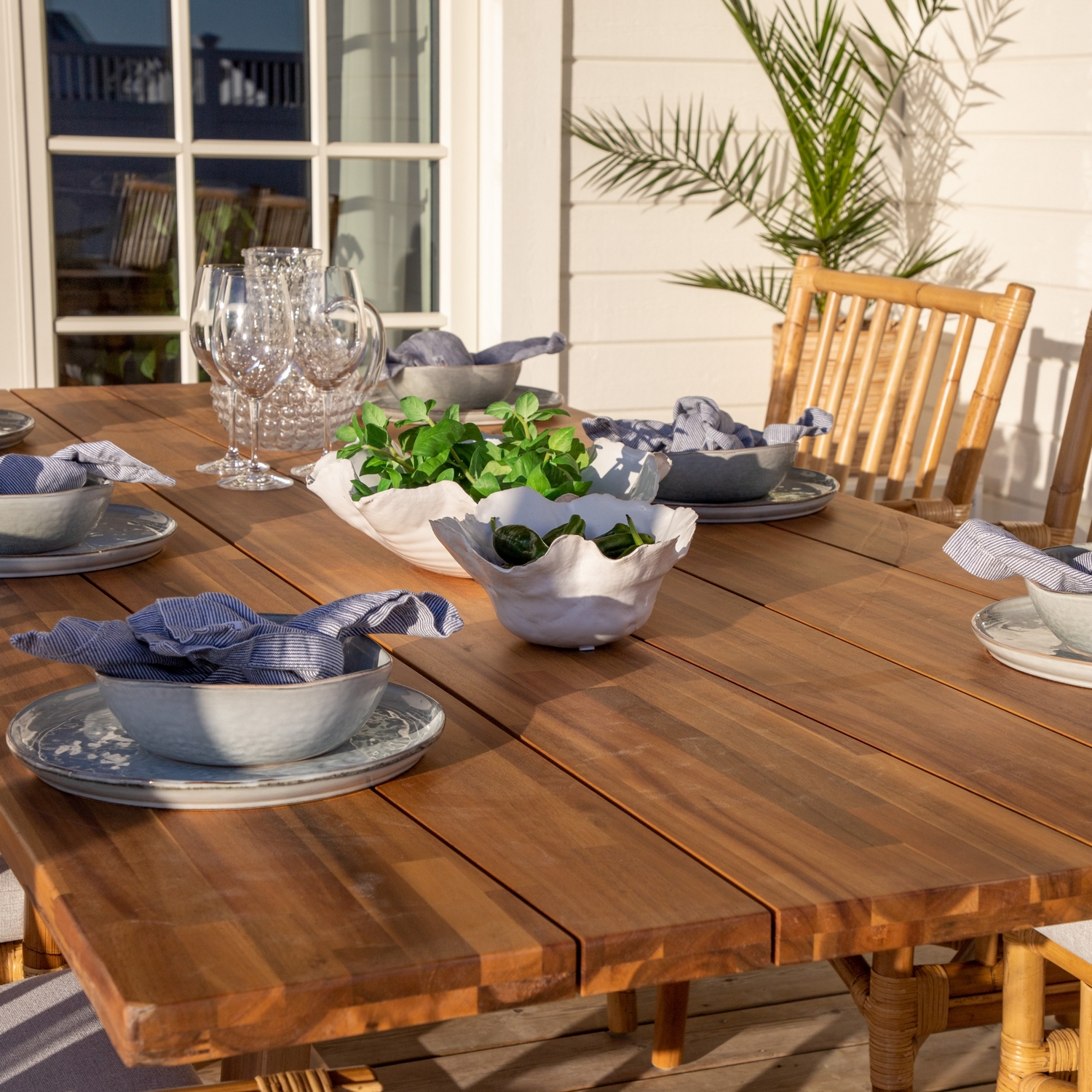 Matgrupp Venture Home Plarra med 6 Cave Karmstolar