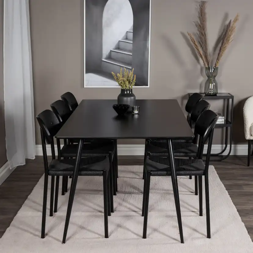 Silar Dining Table - 180 cm - Black Melamine / Black Legs +P Svart