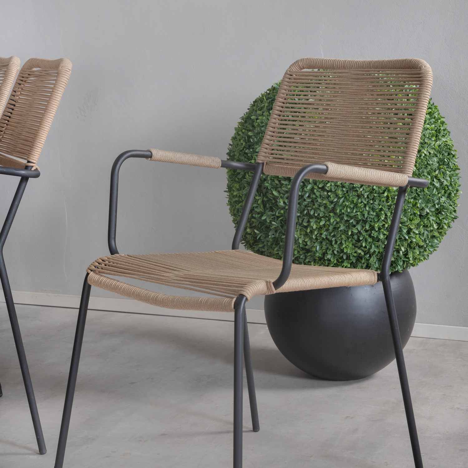 Paola Dining Table - Black Steel / Nature Wicker - 200*100+L Latte