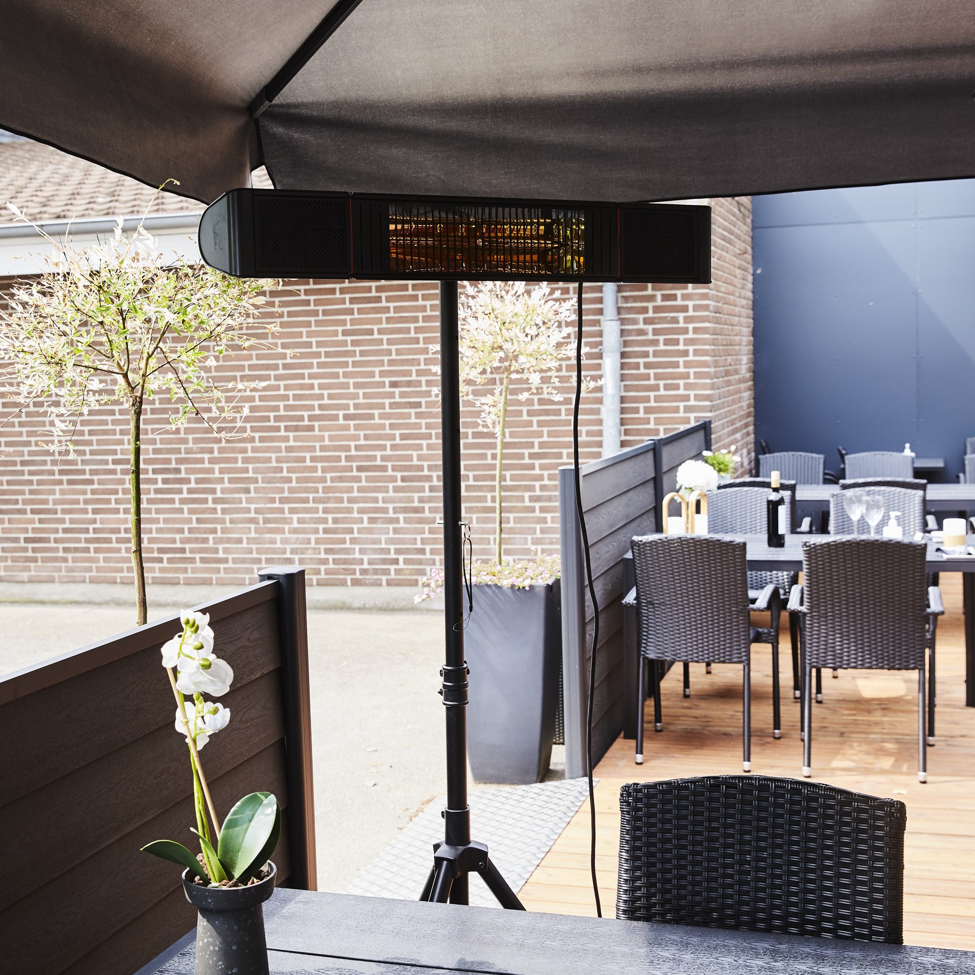 Terrassvärmare Heat1 Eco Pro-line 2000W Med Högtalare