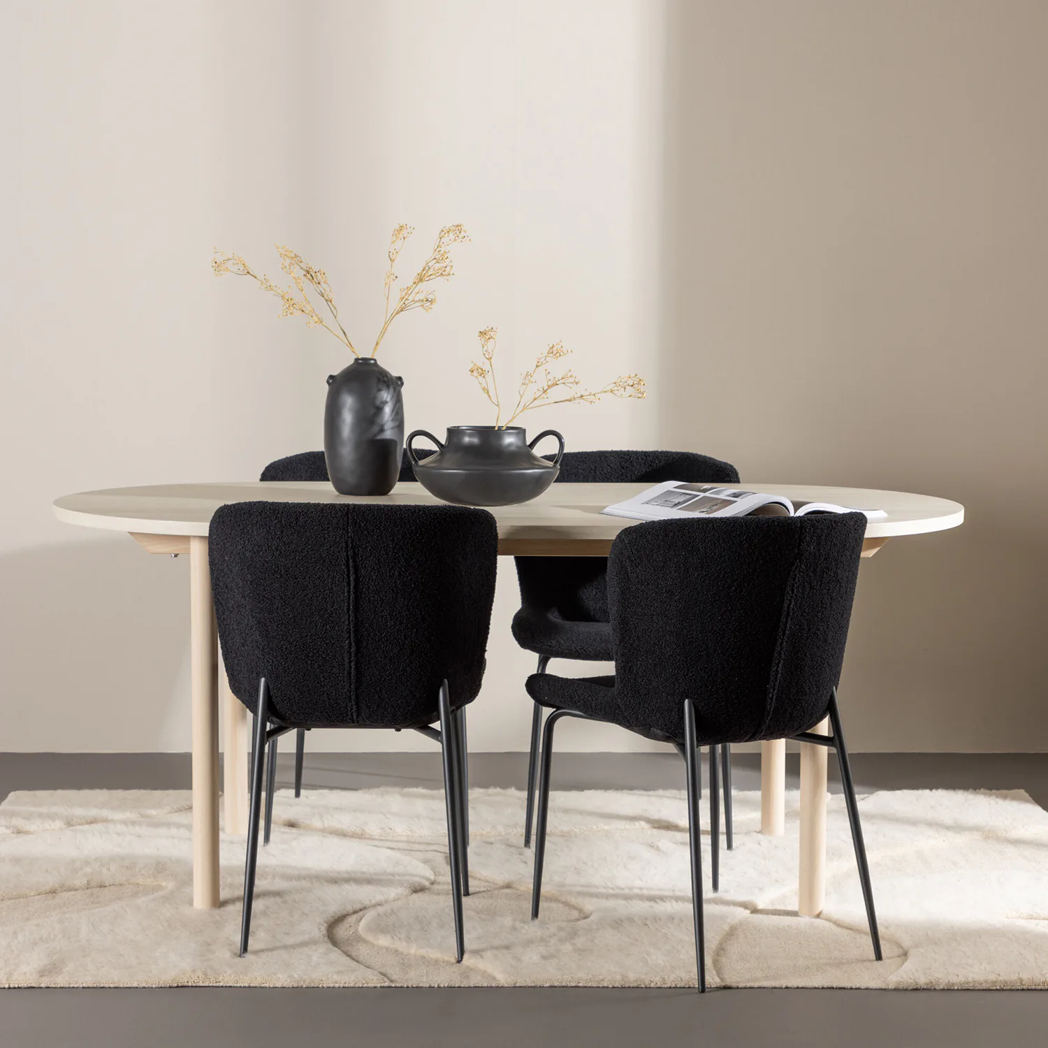 Andy Dining Table with Modesto Dining Chair Vittvätt/Svart