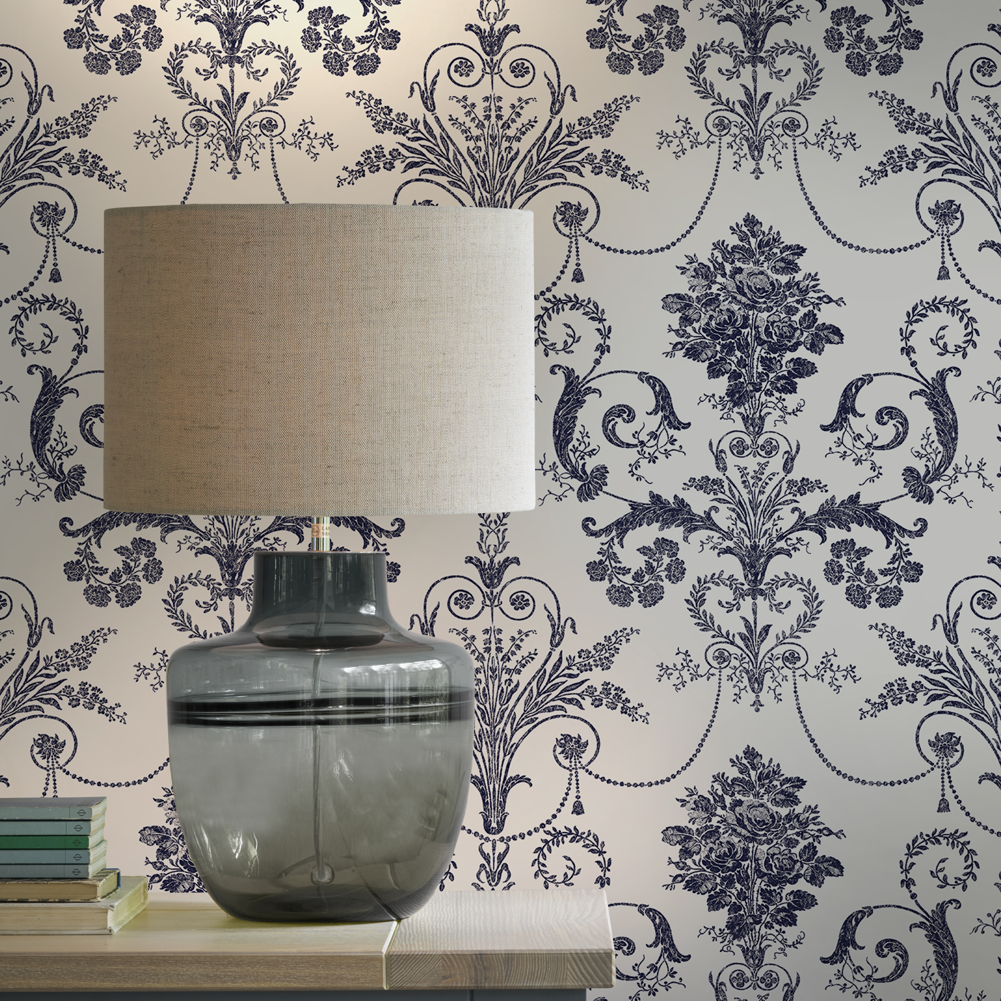 Tapet Laura Ashley Josette Off Vit& MidNacht 113387 EasyUp, Mönstrad Vit