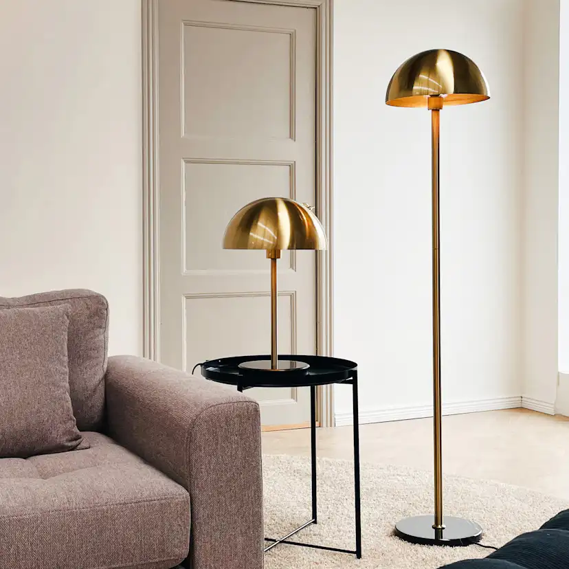 Golvlampa Dyberg Larsen French collection Menton