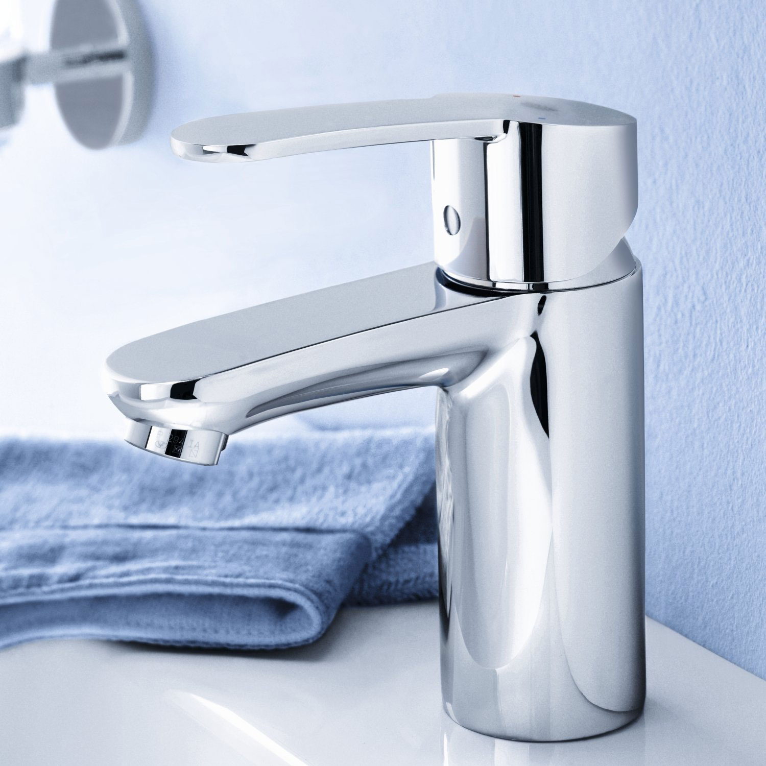 Tvättställsblandare Grohe Eurostyle Cosmopolitan 23373 med Kallstart