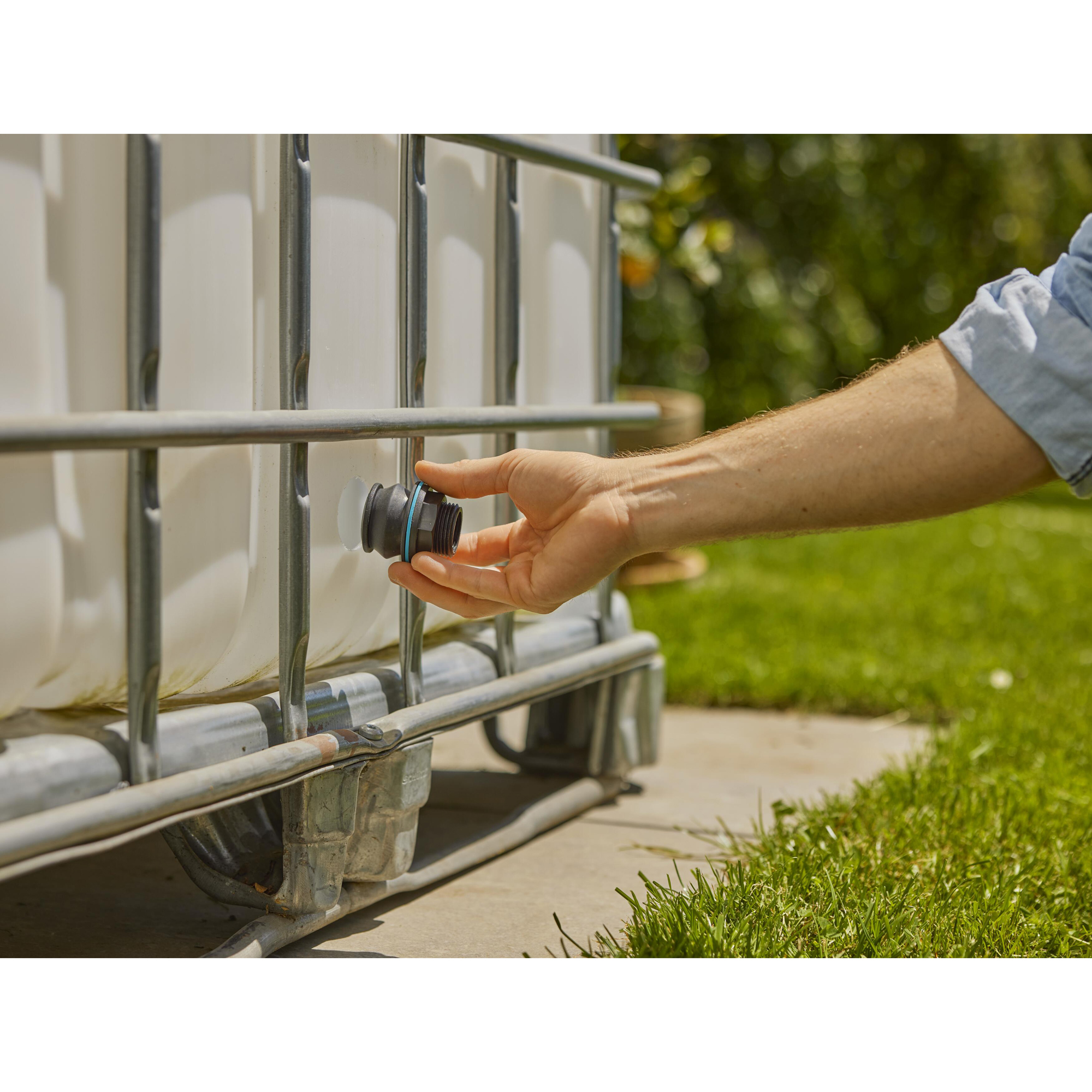 E-anslutning Gardena Plug In G1"/G3/4" Till Regntunna