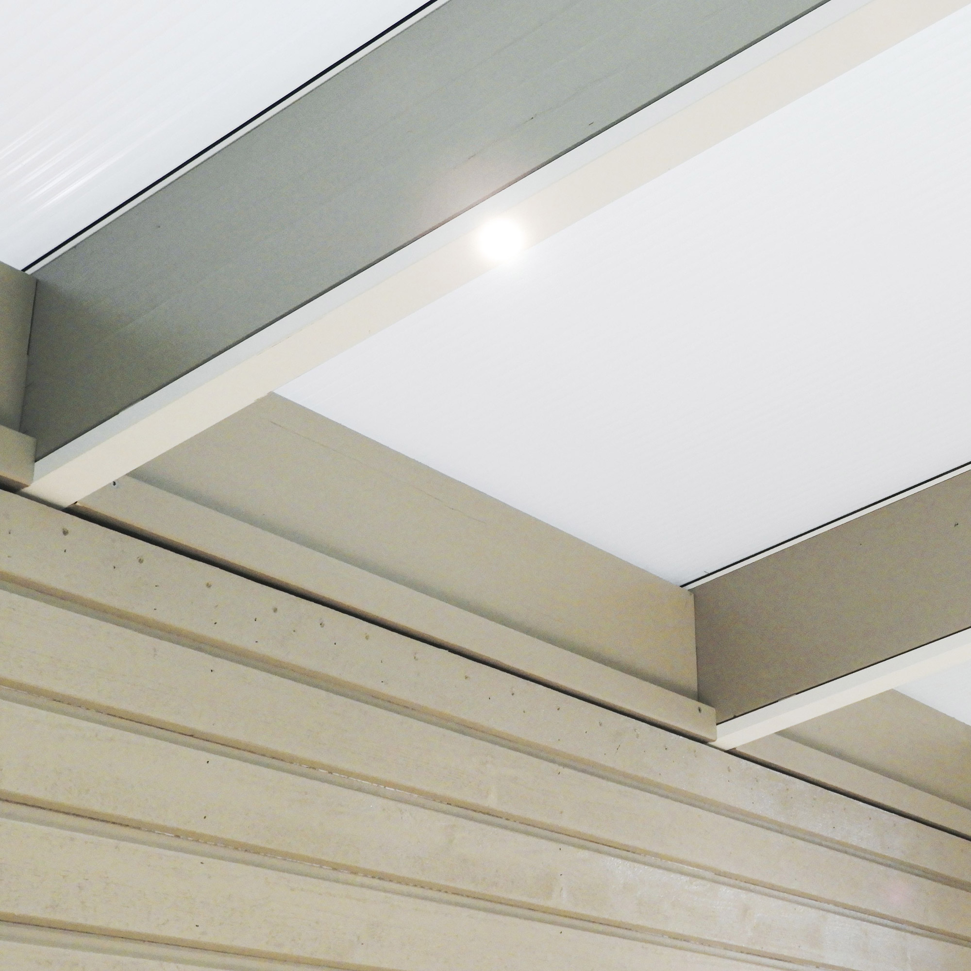 LED-Belysning Glänsat B 4545 x D 4245 med mittstolpe Bredd: 4545 mm, Djup: 4245 mm