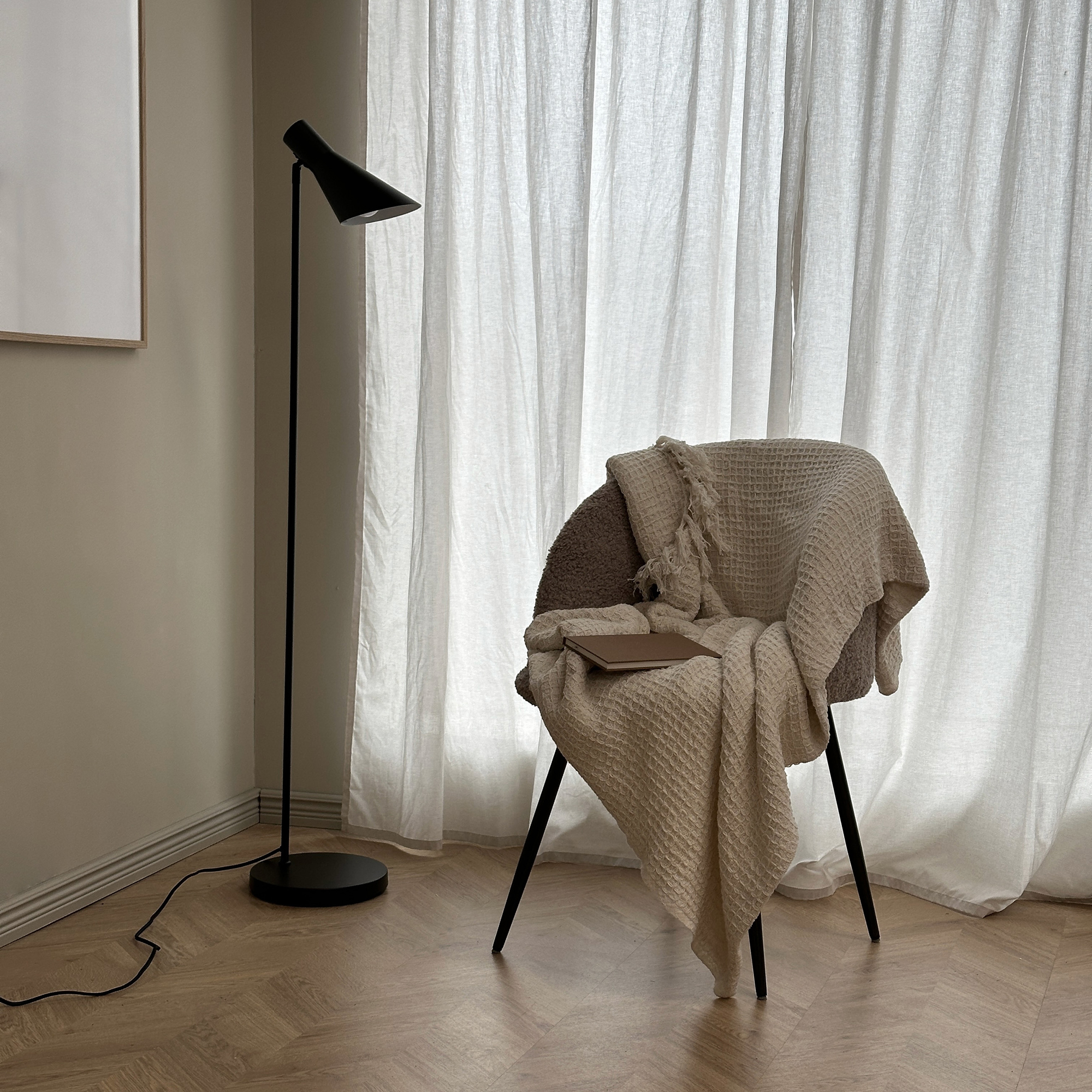 Golvlampa Dyberg Larsen Denver