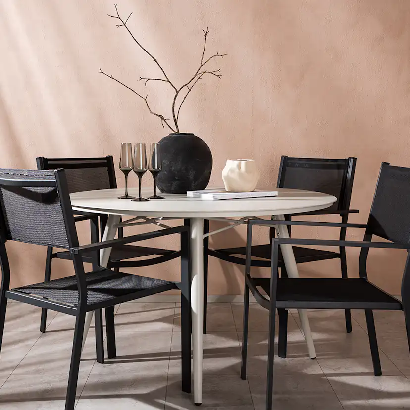 Matgrupp Venture Home Lina Ø120 cm med 4 Copacabana Stolar