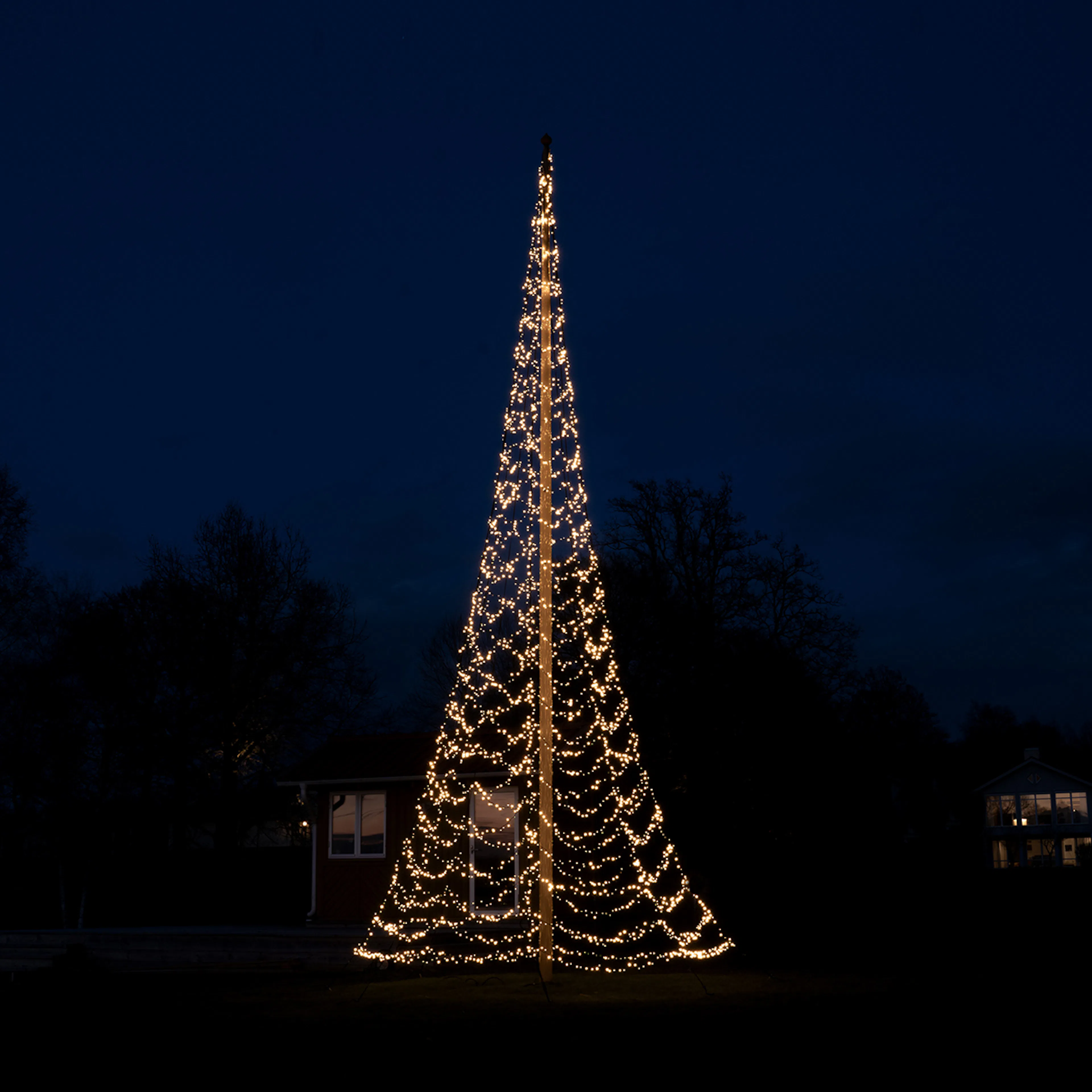 Flaggstångsbelysning Glimma 12 m 8000 LED Varmvit 12m, 8000 ljuskällor, LED