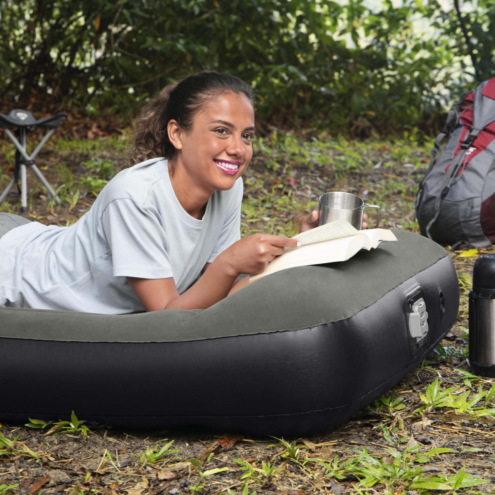 Uppblåsbar madrass Bestway Inbyggd Batteridriven Pump Tritech Airbed