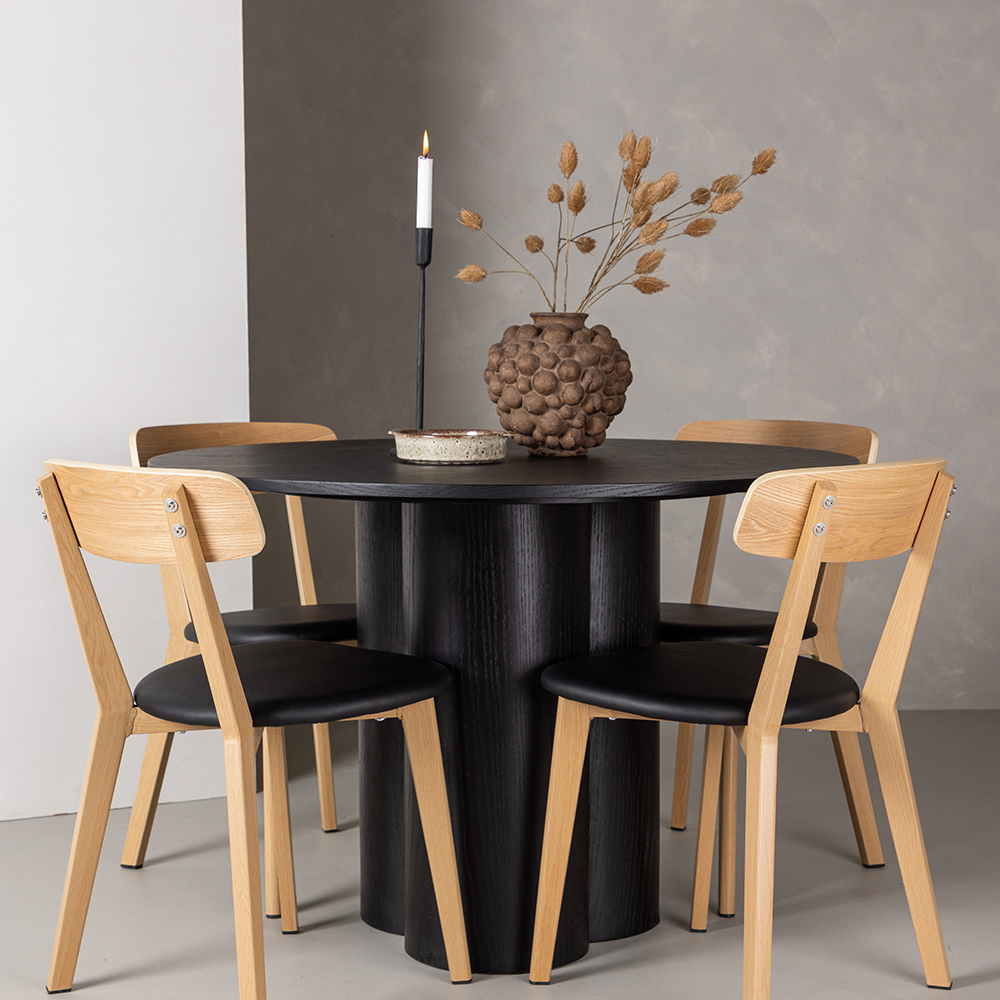 Matgrupp Venture Home Olivia med 4 Sanjos Stolar