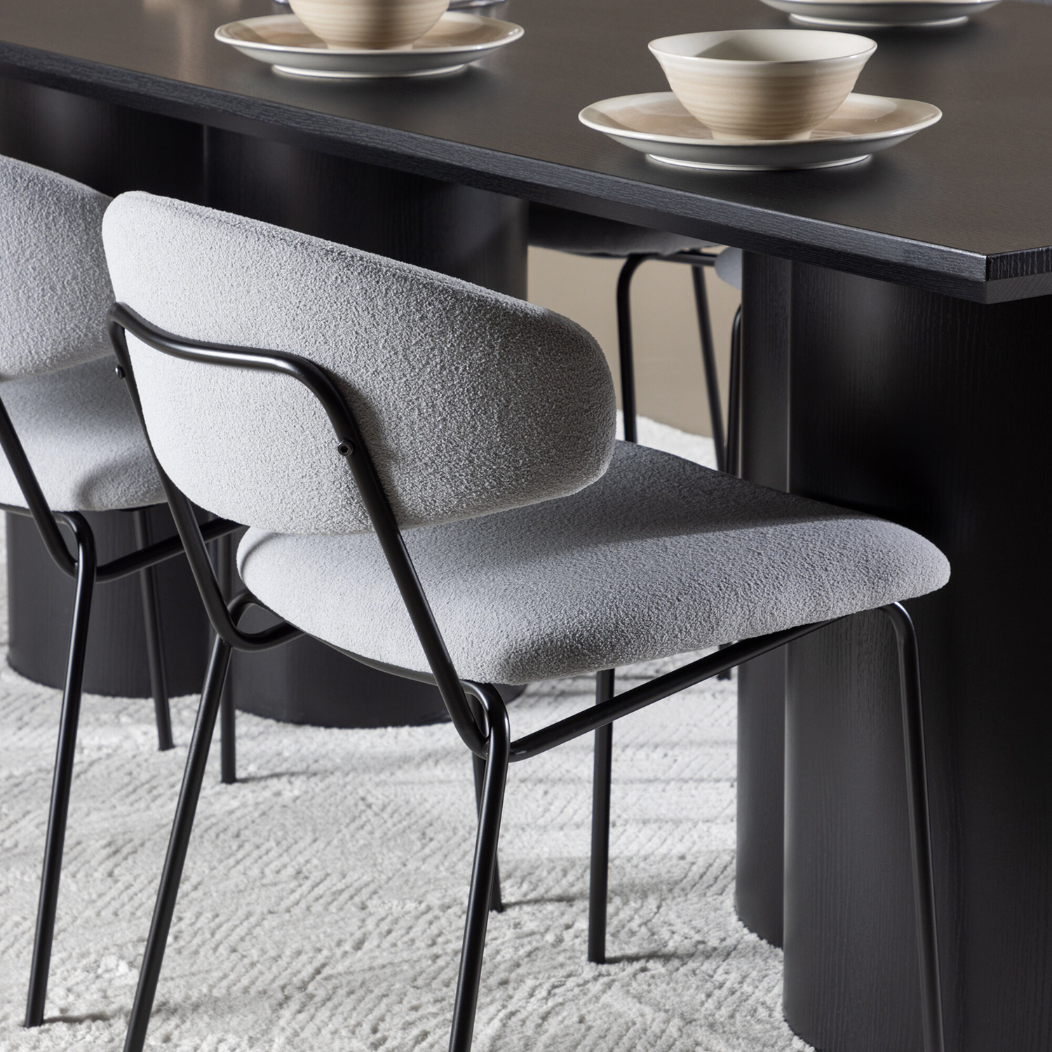 Matgrupp Venture Home Olivia 210 med 6 st Chico Stolar