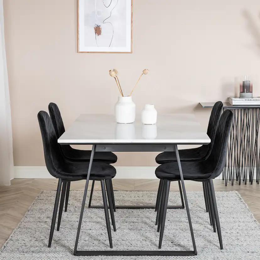 Matgrupp Venture Home Estelle 140 med 4 Phoi Stolar
