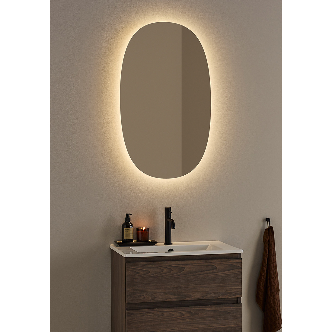 Spegel Hafa Ellipse LED 500x850