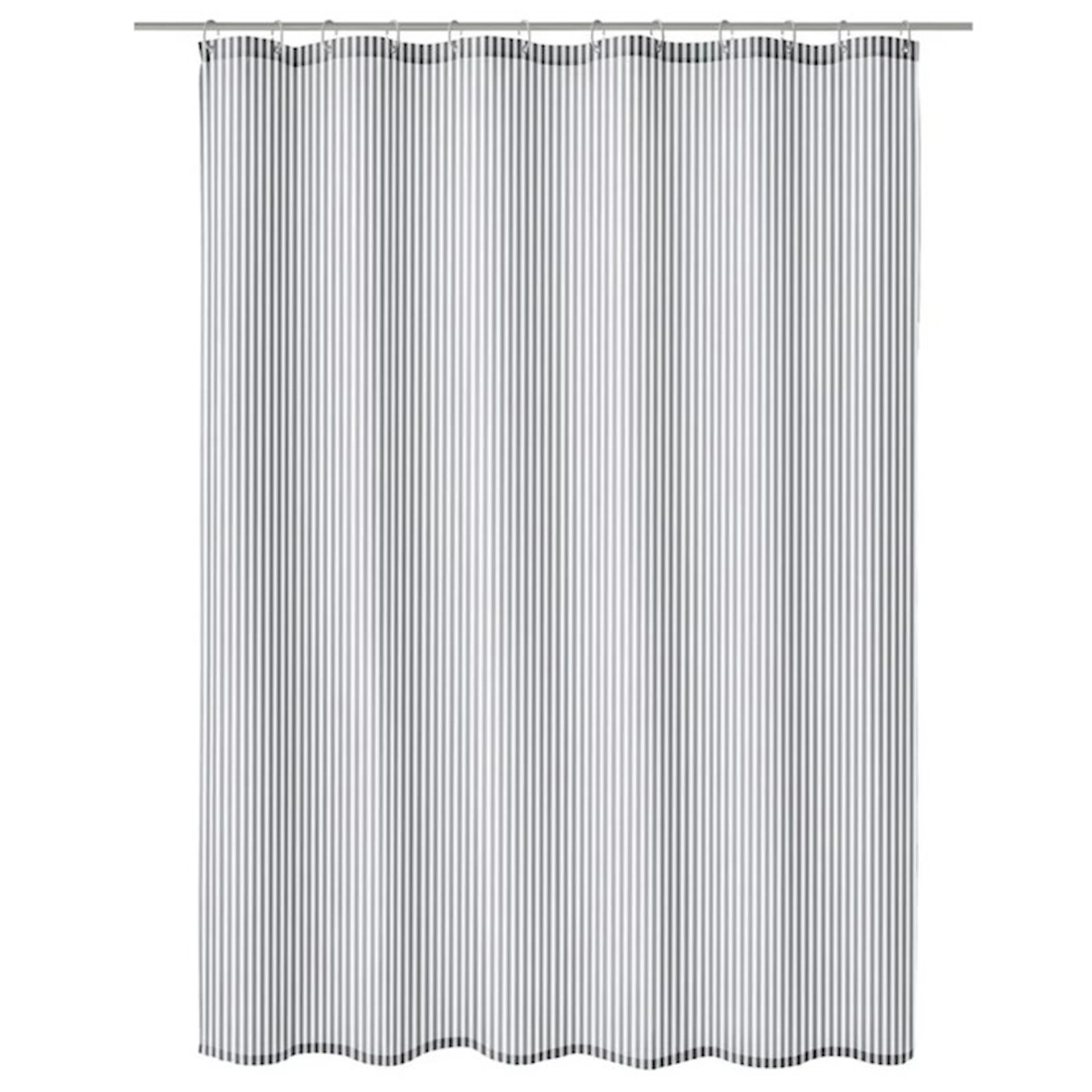 Grå