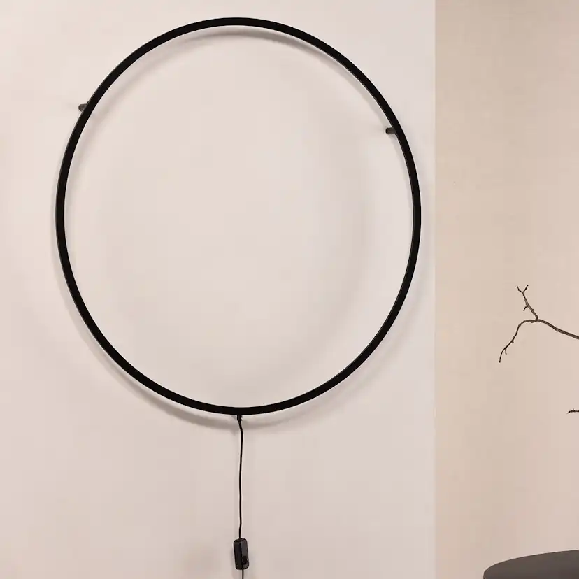Vägglampa Vind Sörmjöle x Josefin Lustig Svart Aluminium Dimbar