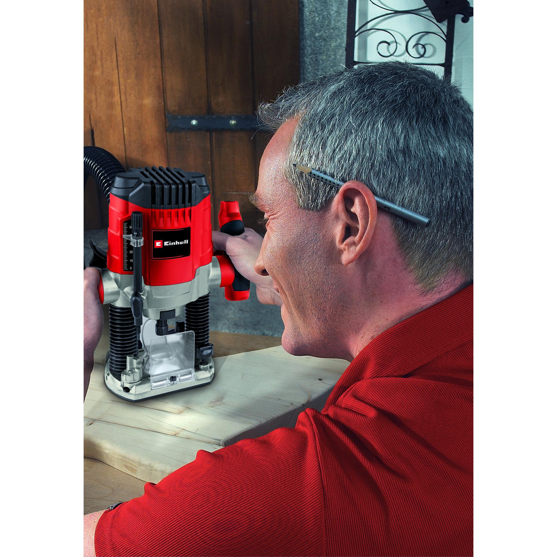 Handöverfräs Einhell TH-RO 1100 E