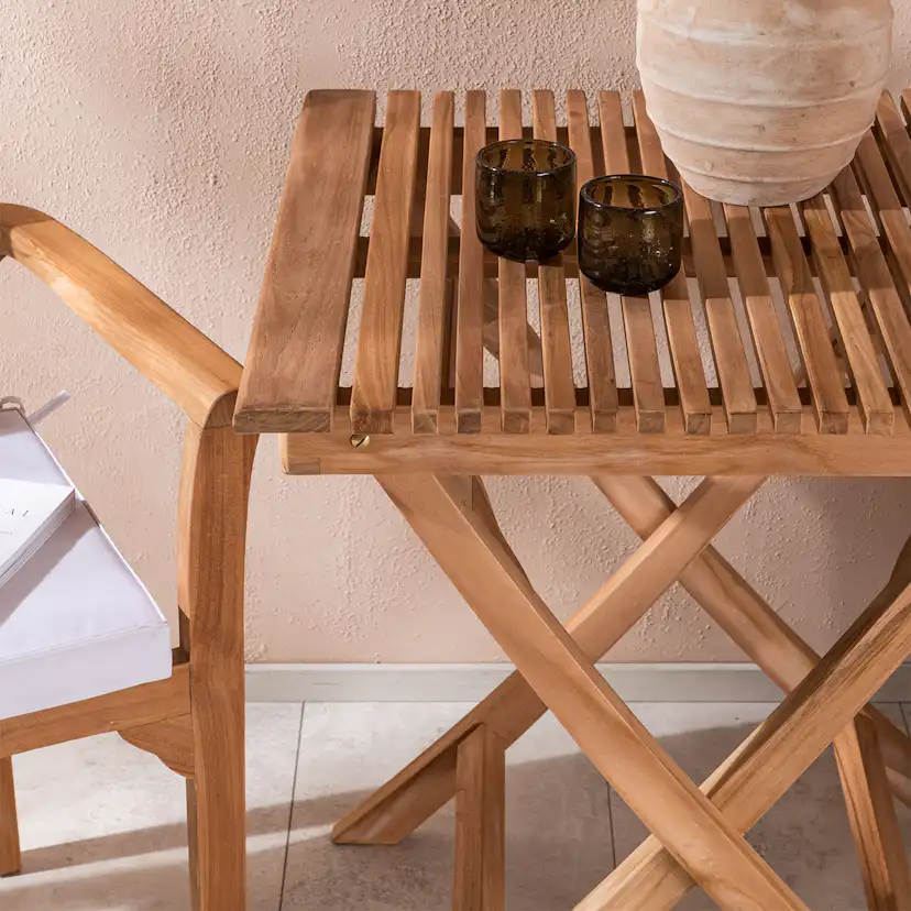 Cafégrupp Venture Home Ghana Teak 70x70 cm med 2 Kenya Matstolar