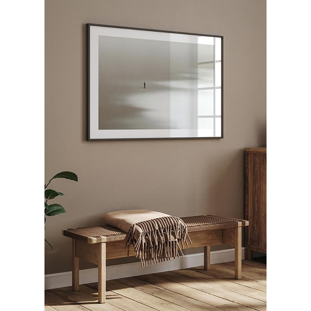 Poster Gallerix Lonely Man Walking The Beach