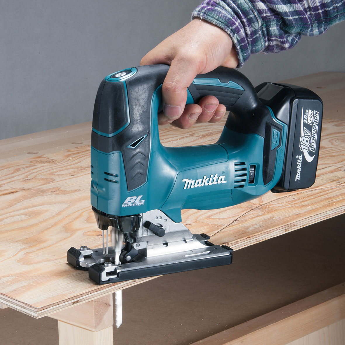 Sticksåg Makita LXT DJV182Z utan Batteri