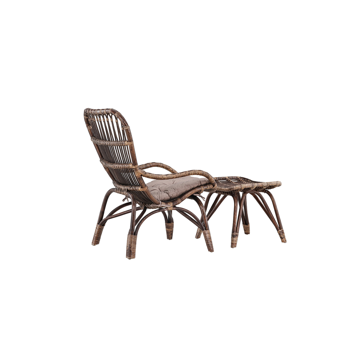 Ella Loungechair Rattan - Dark walnut / Beige - Ersätter 610 Färg: Dark Walnut