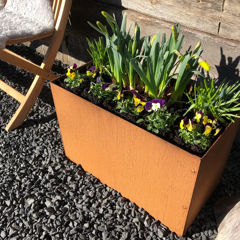 KEBAflexi-garden L-kruka med botten;corten 30x60x40 cm Med botten; Mått: 30x60x40 cm