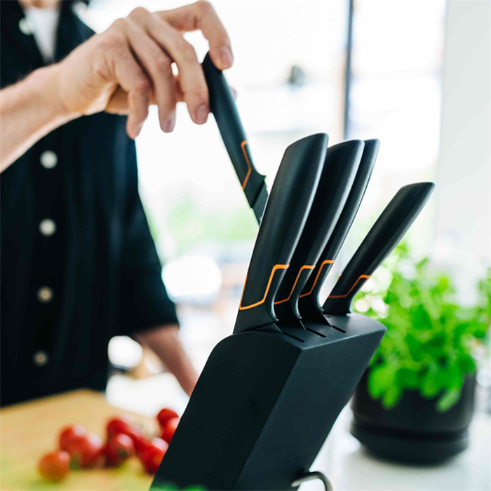 Knivblock Fiskars Edge 5 Knivar – Högkvalitativt Set i Tåligt Rostfritt Stål