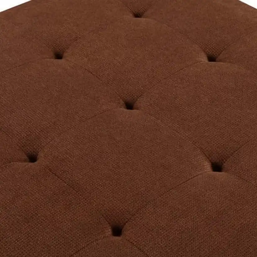 Fotpall In Living Stratham