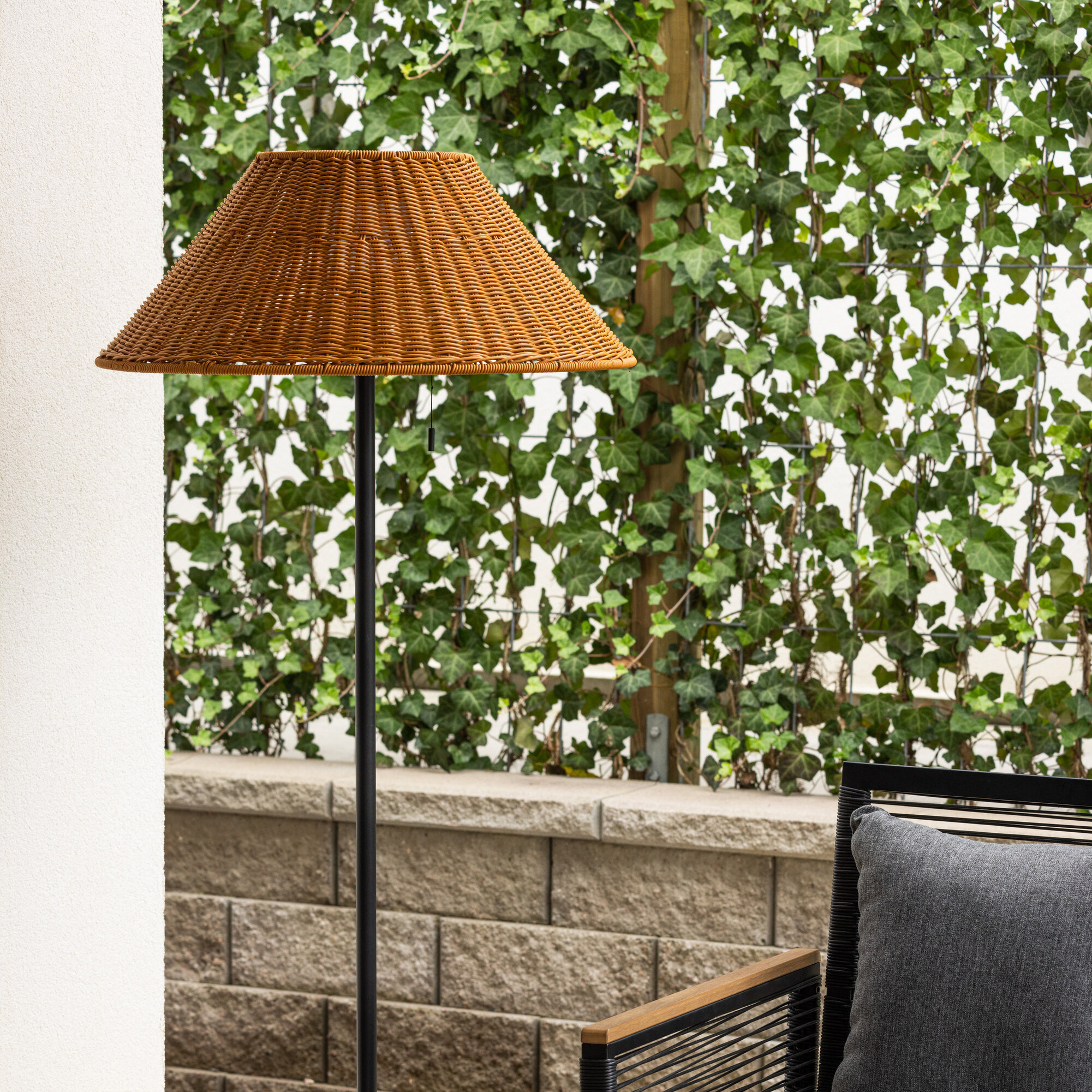 Solcellslampa Venture Home Mabis Ø60