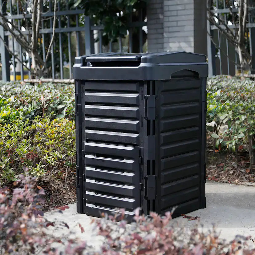 Varmkompost Lyfco 8100 med Lock 336 L