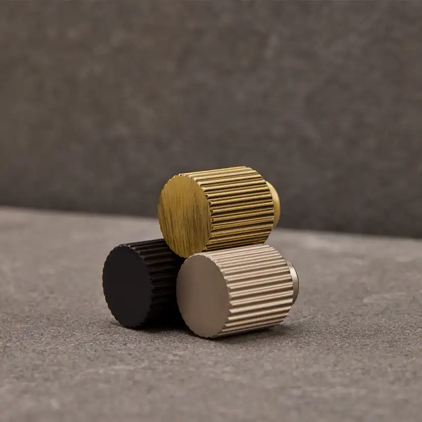 Knopp Beslag Design Helix Stripe